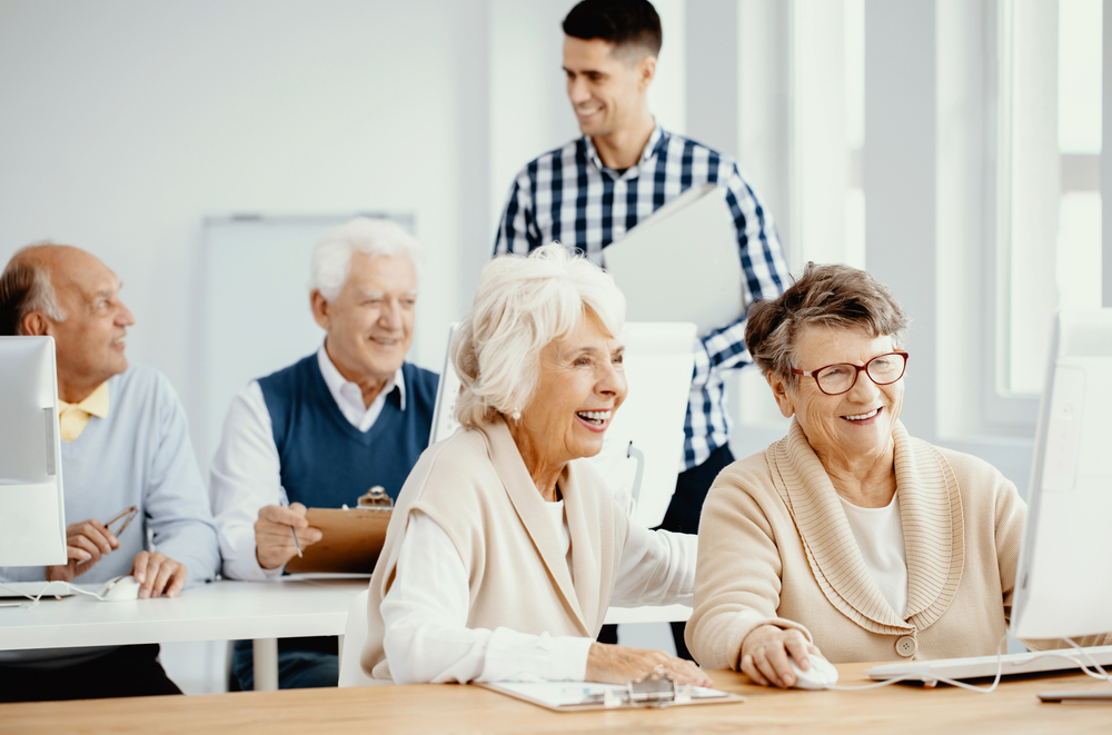 retirees doing online learning